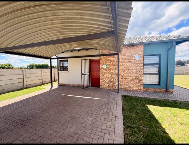 3 BEDROOM HOUSE FOR SALE IN VANDERBIJLPARK CW 5